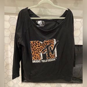 Torrid slouch MTV shirt size 2